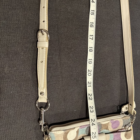 Coach Crossbody Canvas 8x9” bag. Signature Hardware on Front pocket & zipper - Picture 11 of 15